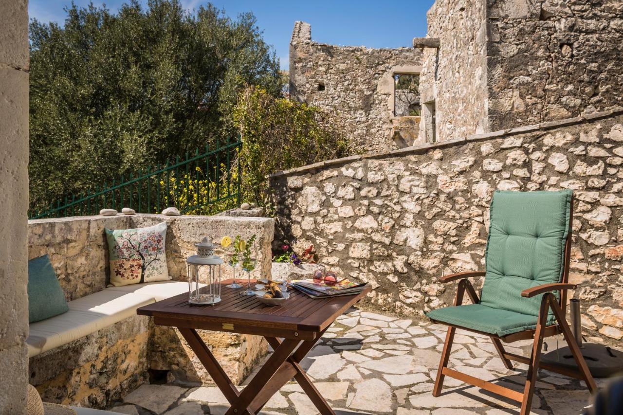 Traditional Stone House Anofli 1843 Fiskardo Kefalonia Esterno foto